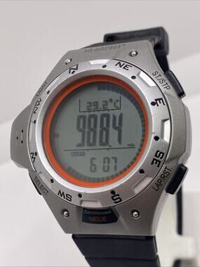 La Crosse Technology Radio Altimeter Barometer Camping Compass Watch New Battery